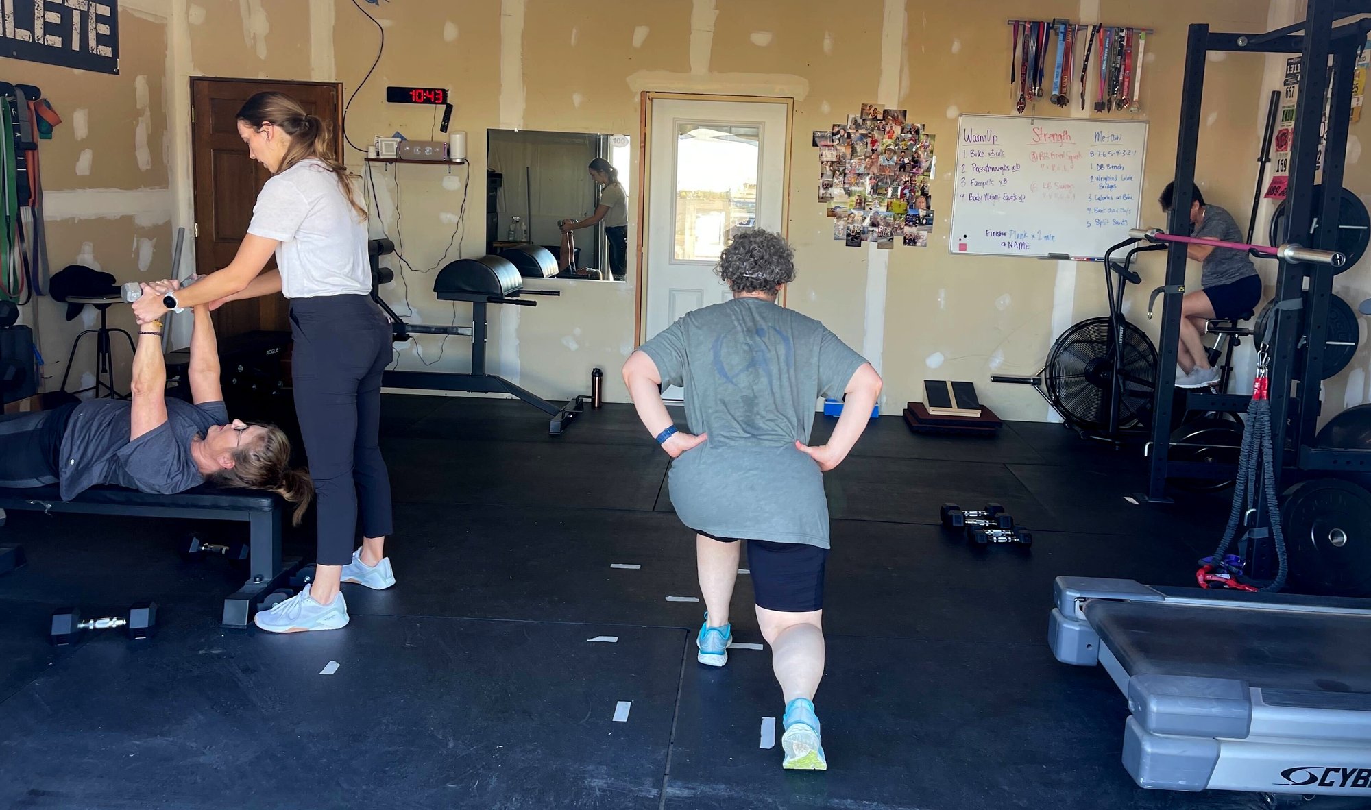 dr-allison-instructing-strength-training-session-in-wichita-ks
